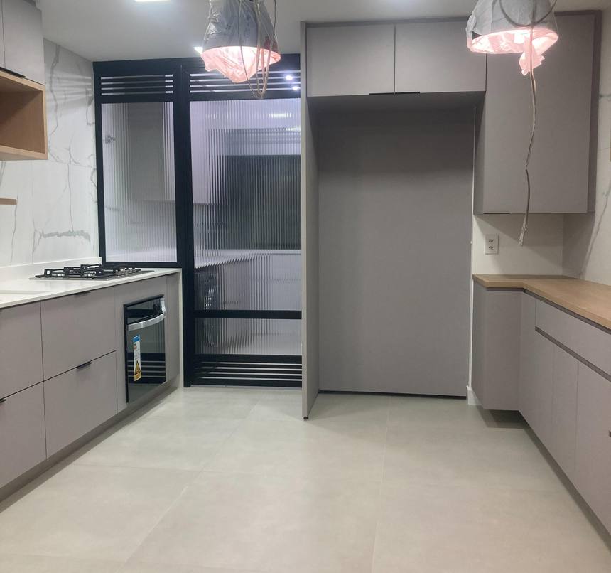 Apartamento reformado no Flamengo
